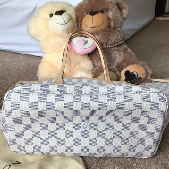 ****PURSE IS SOLD***** - Picture 3 of 4